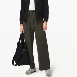 Lululemon Noir Pant Grey/Sage Green Wide Leg Size 12